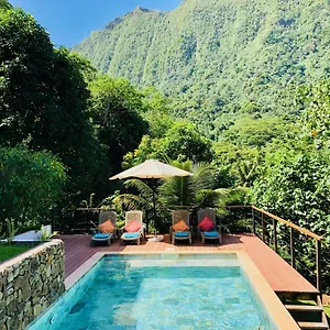 Lodge La Te Fetia Nui Moorea, Teavaro